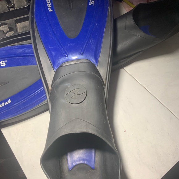 US Divers Proflex Fins Flippers Sz large 11-12 Scuba Snorkeling Diving - Picture 4 of 6